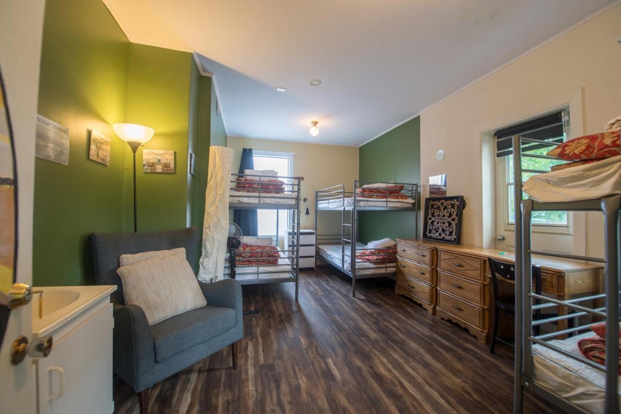 Auberge Du Monde Trois-Rivières エクステリア 写真
