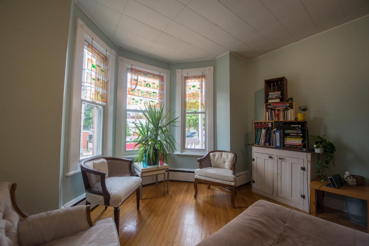 Auberge Du Monde Trois-Rivières エクステリア 写真